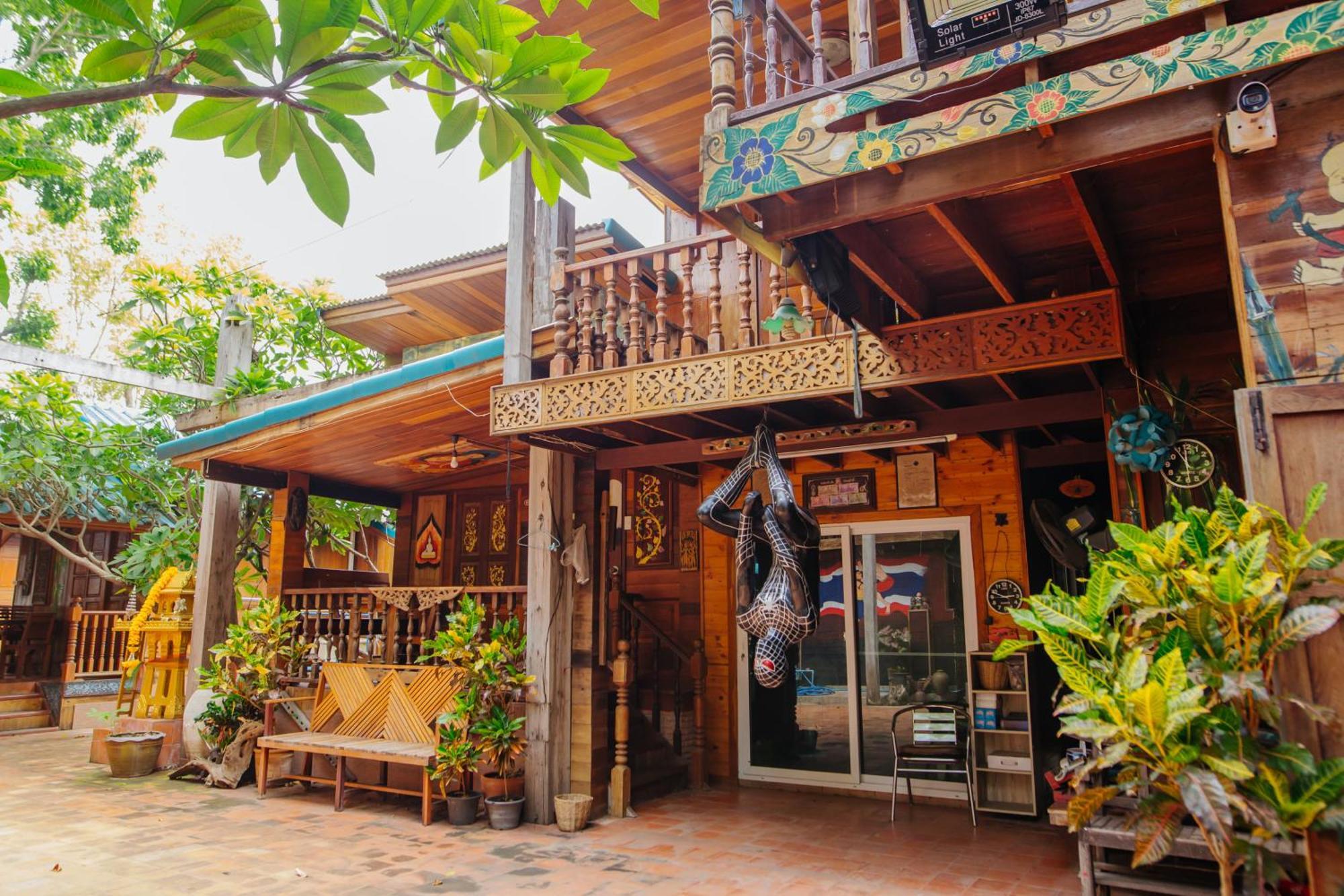 Klong Suan Plue Resort Аюттхая Екстер'єр фото